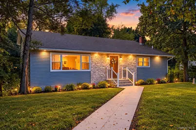 24 Edinburgh Road, Middletown, NY 10941 - Photo 1