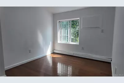 13930 Laurelton Parkway, Rosedale, NY 11422 - Photo 13