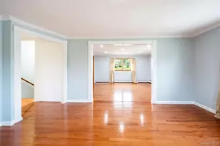 234 Nevada St, Hicksville, NY 11801 - Photo 5