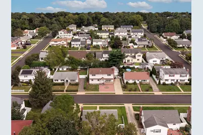 234 Nevada Street, Hicksville, NY 11801 - Photo 47
