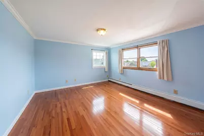 234 Nevada Street, Hicksville, NY 11801 - Photo 43