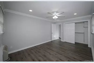 39 Elliot Place #39-5B, Smithtown, NY 11787 - Photo 7