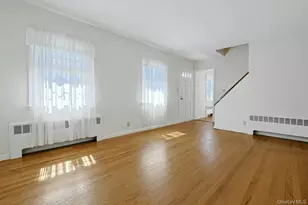 21 Elm Street E, Valhalla, NY 10595 - Photo 5