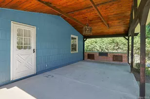 21 Elm Street E, Valhalla, NY 10595 - Photo 9