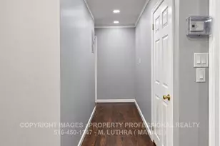 76-29 271st St, New Hyde Park, NY 11040 - Photo 9