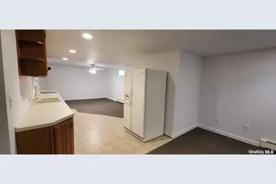 203 Parkside Avenue, Miller Place, NY 11764 - Photo 5