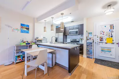 64-05 Yellowstone Boulevard #519, Forest Hills, NY 11375 - Photo 9