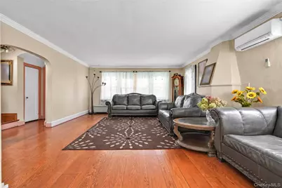 84-42 Charlecote Ridge, Jamaica, NY 11432 - Photo 9