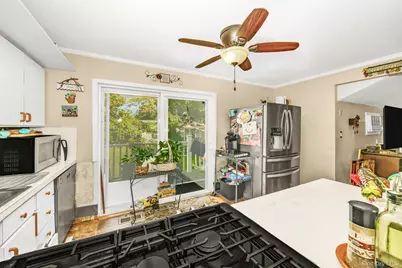 64 Frank Street, Lindenhurst, NY 11757 - Photo 11