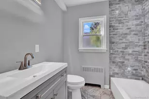 6 Manchester St, Westbury, NY 11590 - Photo 25