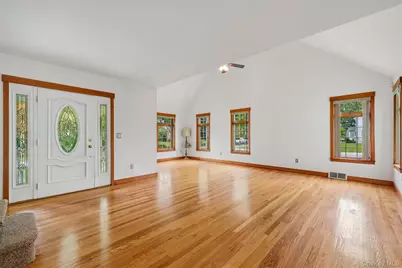 7 Myrtle Avenue, Greenwood Lake, NY 10925 - Photo 7