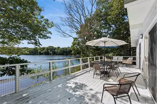 90 Little Fresh Pond Rd, Southampton, NY 11968 - Photo 19