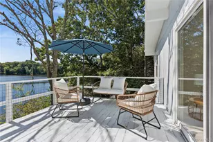 90 Little Fresh Pond Rd, Southampton, NY 11968 - Photo 21