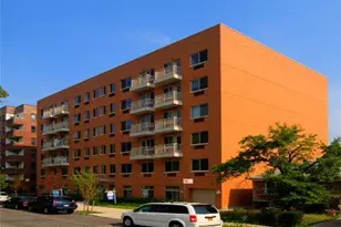 143-20 Hoover Ave, Briarwood, NY 11435 - Photo 27