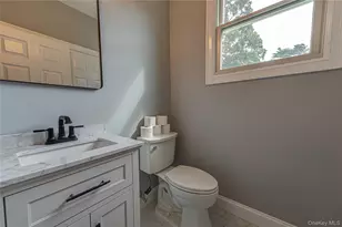 71 Stuyvesant Ave, Mastic, NY 11950 - Photo 15