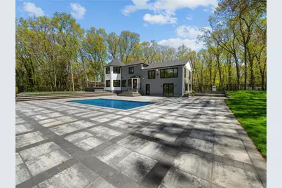 5 N Hills Road, East Norwich, NY 11732 - Photo 3