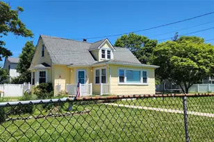 9 Babylon Rd, Mastic Beach, NY 11951 - Photo 5