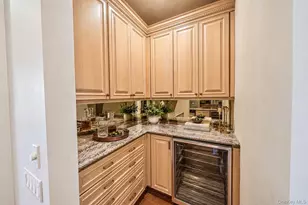 19 Cobblestone Ct, Centerport, NY 11721 - Photo 13