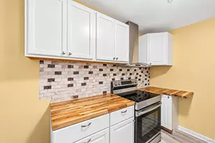 83 Pinetree Dr, Shirley, NY 11967 - Photo 31