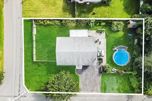 83 Pinetree Dr, Shirley, NY 11967 - Photo 15