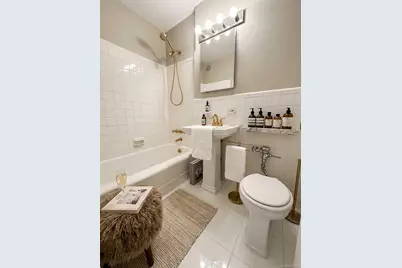 10025 Queens Boulevard #6L, Forest Hills, NY 11375 - Photo 9