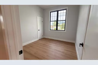 [Address not provided], Saint Albans, NY 11412 - Photo 5
