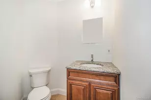 18 Via Trenta Ct, Yonkers, NY 10710 - Photo 15