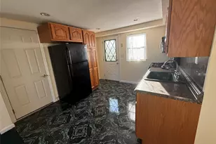84 Surf Rd, Lindenhurst, NY 11757 - Photo 9