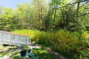 21 Van Dam, Hyde Park, NY 12538 - Photo 23