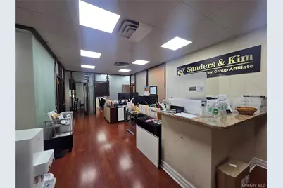 163-07 Depot Rd #101, Flushing, NY 11358 - Photo 3