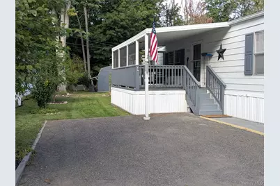 1450 Route 376 #4, Wappingers Falls, NY 12590 - Photo 17