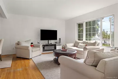 1056 Arthur Street, Uniondale, NY 11553 - Photo 39