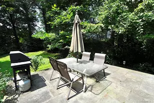 12 Charlotte Pl, Hartsdale, NY 10530 - Photo 11