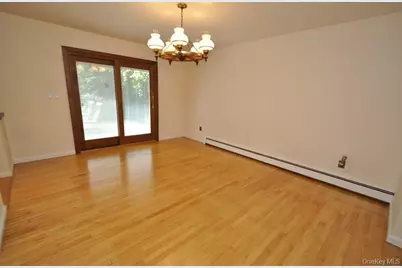 12 Charlotte Place, Hartsdale, NY 10530 - Photo 17