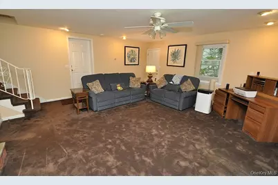 12 Charlotte Place, Hartsdale, NY 10530 - Photo 41