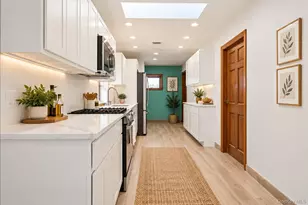 72 Poplar Ave, Bronx, NY 10465 - Photo 11