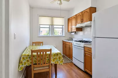 3062 49th Street, Astoria, NY 11103 - Photo 13