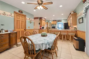 122 Evergreen Ave, Medford, NY 11763 - Photo 7