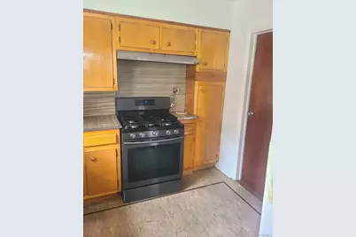 2905 Wilkinson Avenue, Bronx, NY 10461 - Photo 9