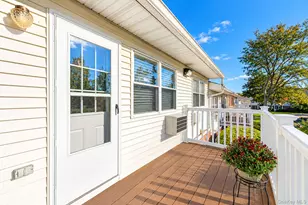 1 Hemlock Dr, Bay Shore, NY 11706 - Photo 21