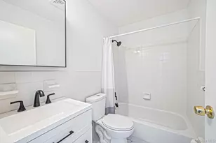 1 Hemlock Dr, Bay Shore, NY 11706 - Photo 19