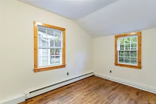 953 Ripley Ln, Oyster Bay, NY 11771 - Photo 7