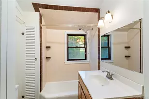 953 Ripley Ln, Oyster Bay, NY 11771 - Photo 9