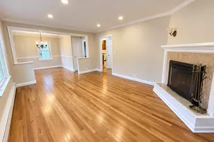 37 Harding Ave, Valhalla, NY 10595 - Photo 3