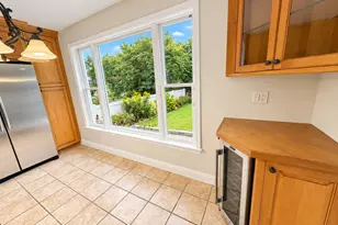 37 Harding Ave, Valhalla, NY 10595 - Photo 7