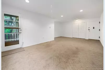 337 Sierra Vista Lane, Valley Cottage, NY 10989 - Photo 5