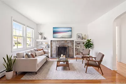 12 Benjamin Avenue, Amityville, NY 11701 - Photo 5