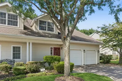 147 Pond View Drive, Port Washington, NY 11050 - Photo 3