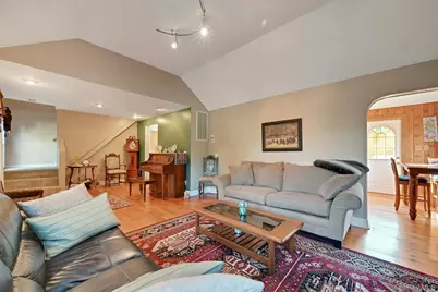 1111 State Route 17A, Greenwood Lake, NY 10925 - Photo 9
