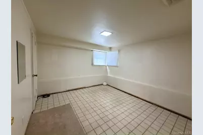 925 Northern Boulevard, Baldwin, NY 11510 - Photo 9